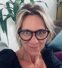 Tracey Sheldon, UKCP Accredited Psychotherapist