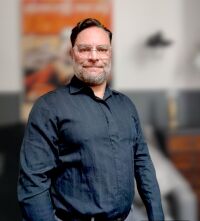 Paul Gomes, UKCP Accredited Psychotherapist