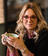 Sharon Charlton-Thomson, UKCP Accredited Psychotherapist