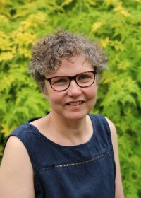 Lydia Burfield, UKCP Accredited Psychotherapist