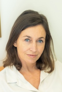 Robyn Clinton, UKCP Accredited Psychotherapist