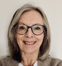 Lorraine Davis, UKCP Accredited Psychotherapist