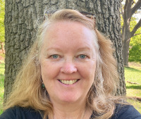 Liselle Van Zyl, UKCP Accredited Psychotherapist