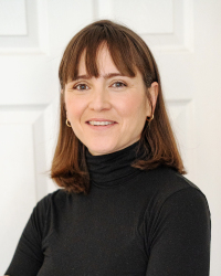 Denise Glavic, UKCP Accredited Psychotherapist