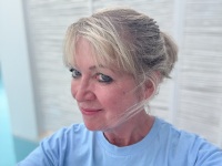 Elaine Nicholson, UKCP Accredited Psychotherapist