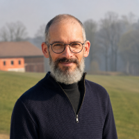 Adar Treger, UKCP Accredited Psychotherapist