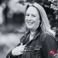Ruth Gibson, UKCP Accredited Psychotherapist