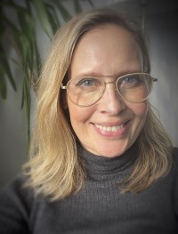 Marta Moe, UKCP Accredited Psychotherapist
