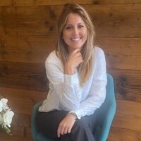 Deniz Yasemin Sarper, UKCP Accredited Psychotherapist