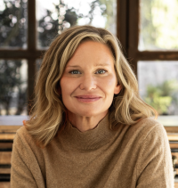 Lucy Roberts, UKCP Accredited Psychotherapist