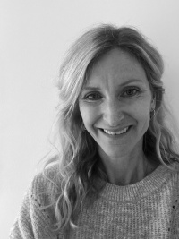 Hester Viney, UKCP Accredited Psychotherapist