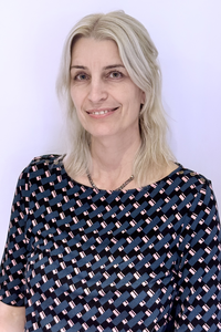 Carmen Muresan, UKCP Accredited Psychotherapist