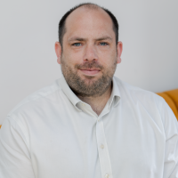 Innes Meek, UKCP Accredited Psychotherapist