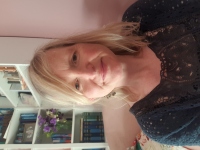 Ros Howell, UKCP Accredited Psychotherapist