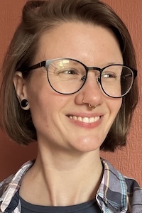 Ro Brown, UKCP Accredited Psychotherapist