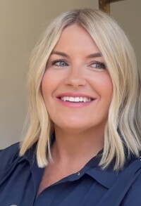 Hannah Simpson-Tice, UKCP Accredited Psychotherapist
