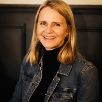 Claire Napier, UKCP Accredited Psychotherapist